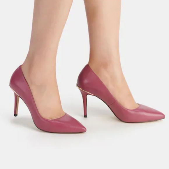 Coach new Women heels shoes size 8. #14 - Picture 7 of 13